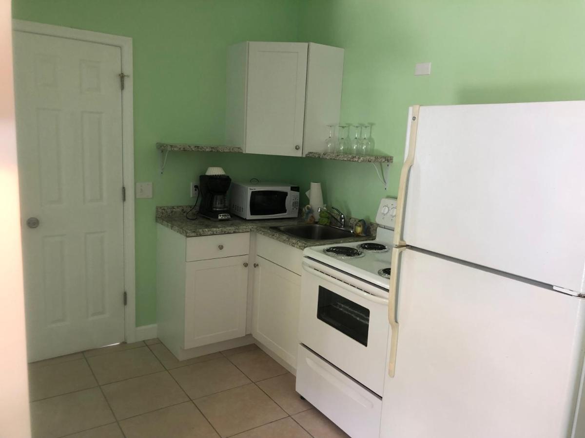 One-Bedroom Apartment Kitchen