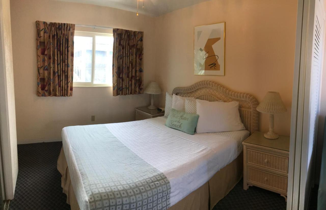 Deluxe Queen Suite