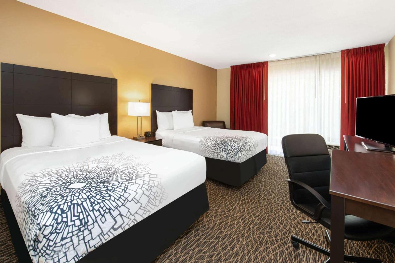 Standard Double Room,1276402540:JPEG