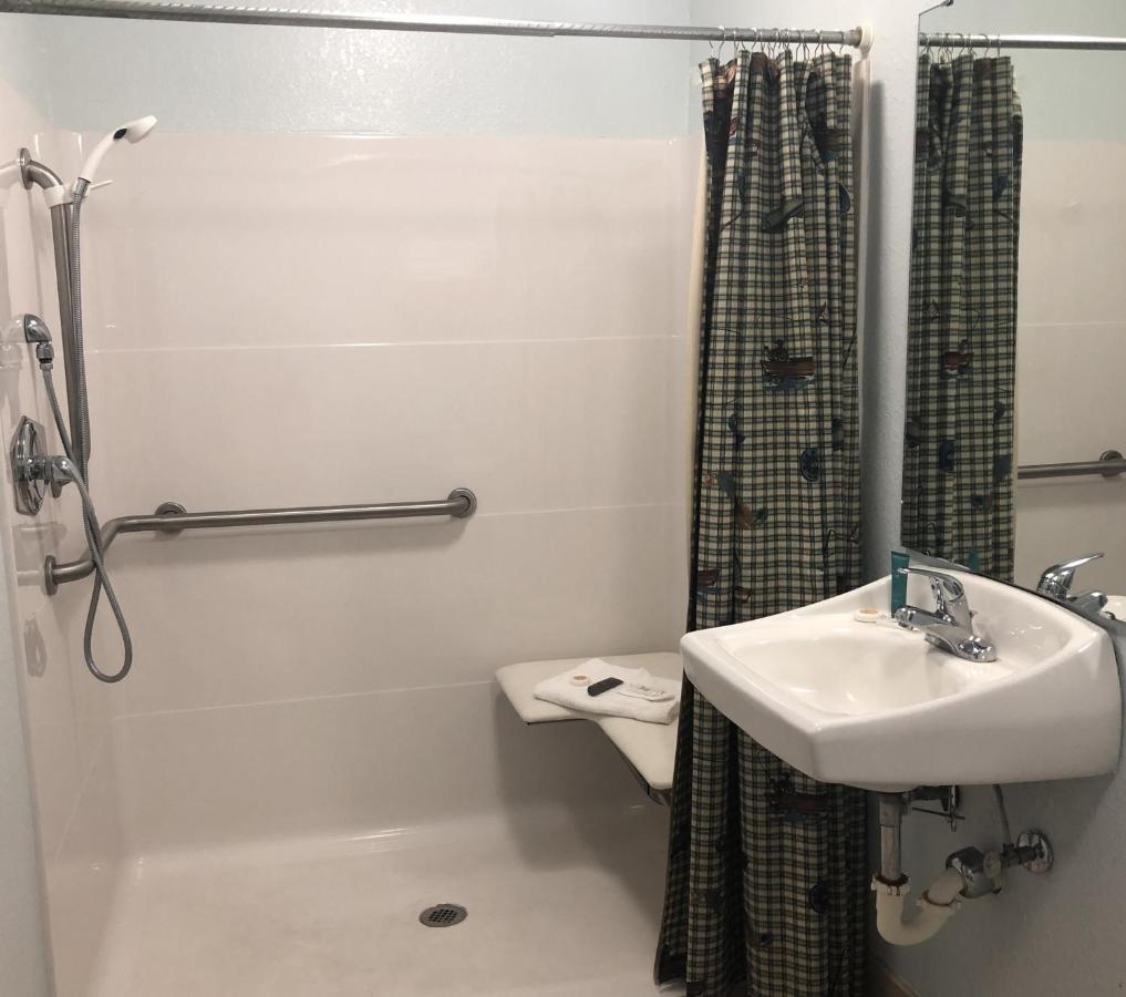 King Room - Disability Access,1141817965:JPEG