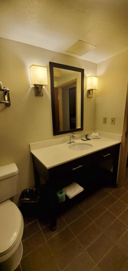 Queen Room with Two Queen Beds - Disability Access/Non-Smoking