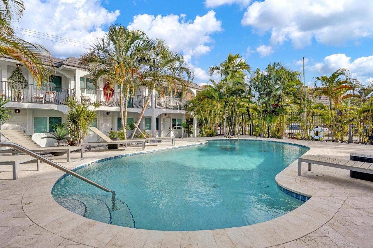 Pompano Unit #9