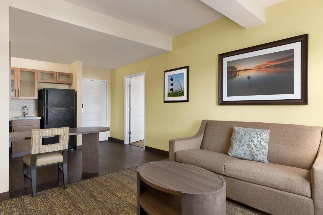 One-Bedroom King Suite