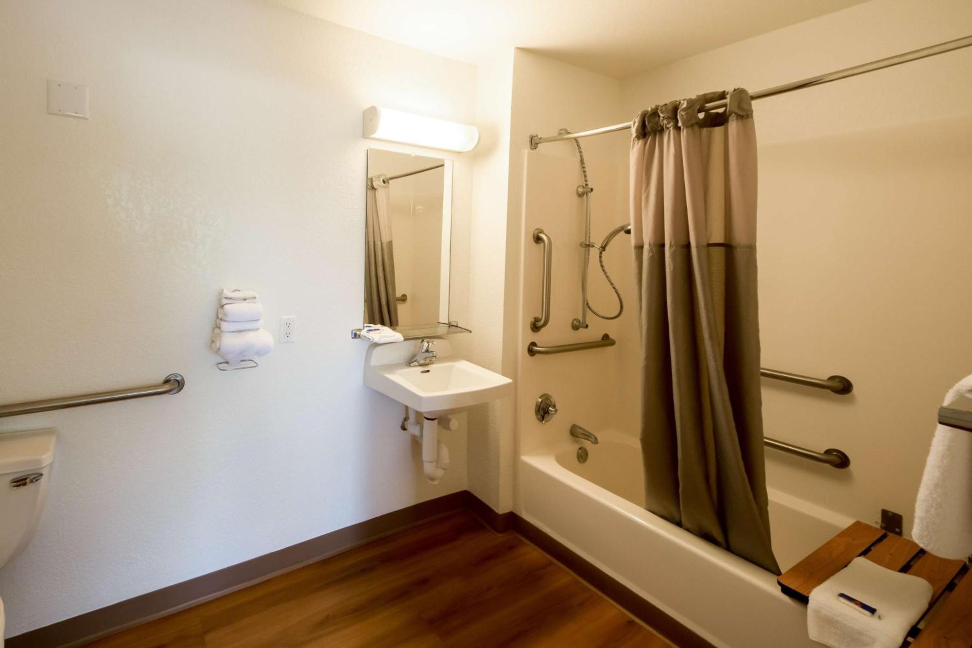 Queen Room Disability Access