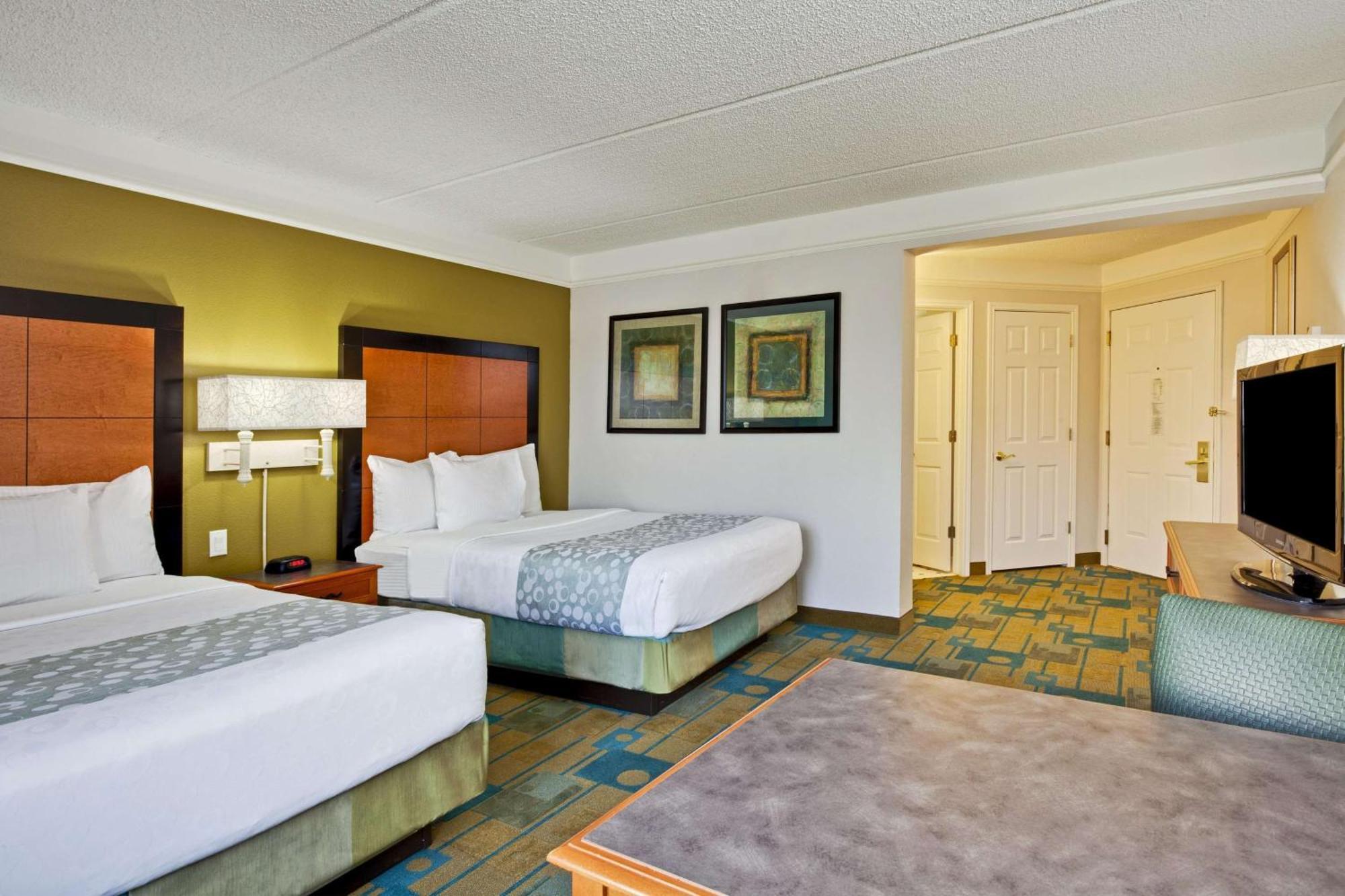 Deluxe Double Room Two Double Beds