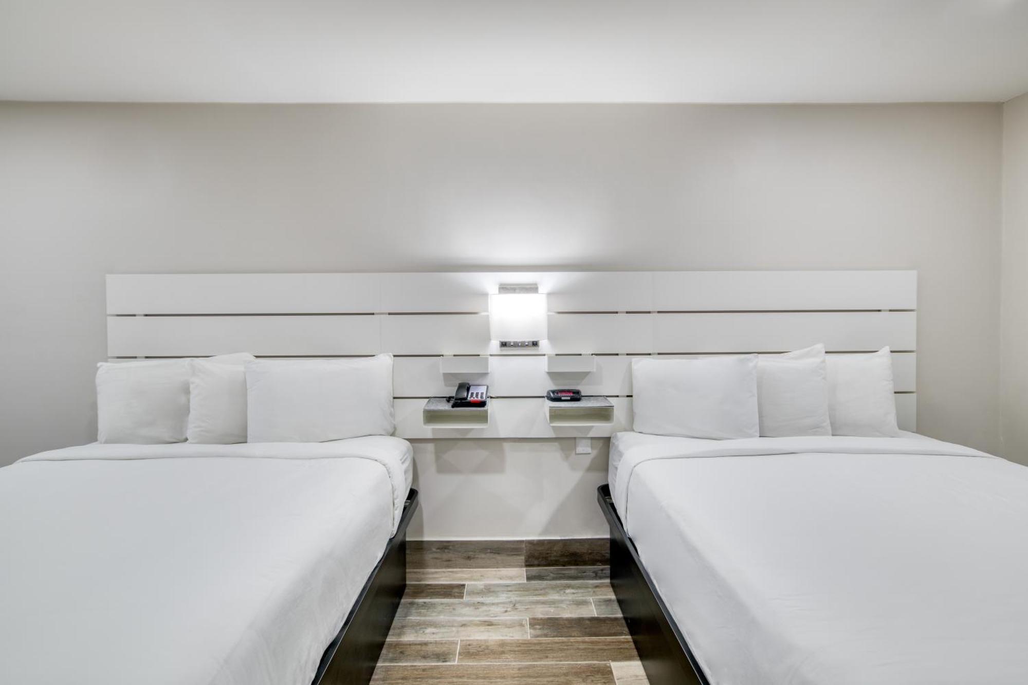 Deluxe Queen Room Two Queen Beds