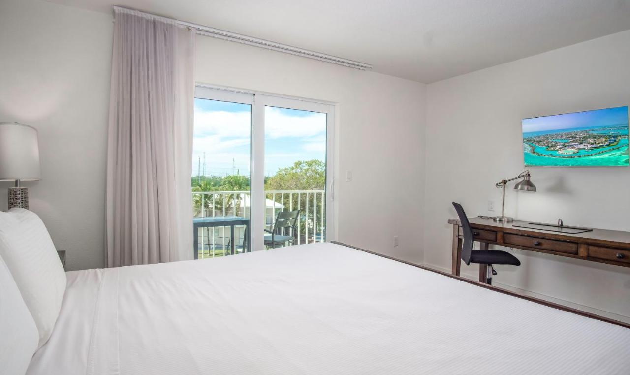 Standard One Bedroom King Suite Balcony