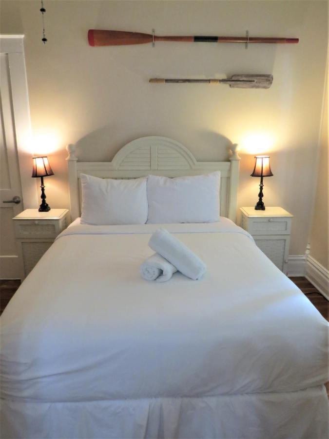 Queen Suite Sofa Bed