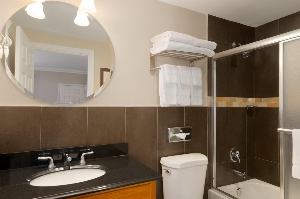 Double Room with Two Double Beds - Non-Smoking,701003212:JPEG