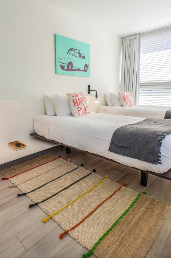 Two-Bedroom Apartment 1 King & 2 Twins