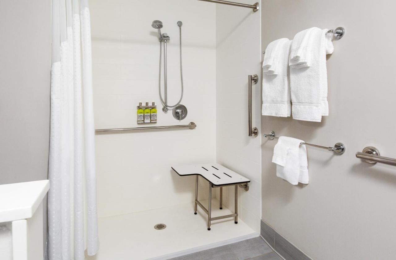 Suite Mobility Access Roll Shower or Non-Smoking