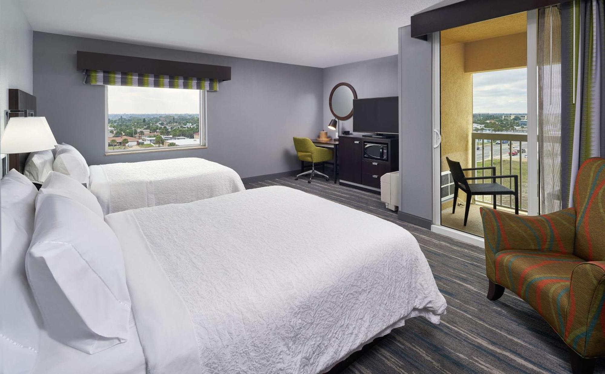 Queen Room Partial Ocean View