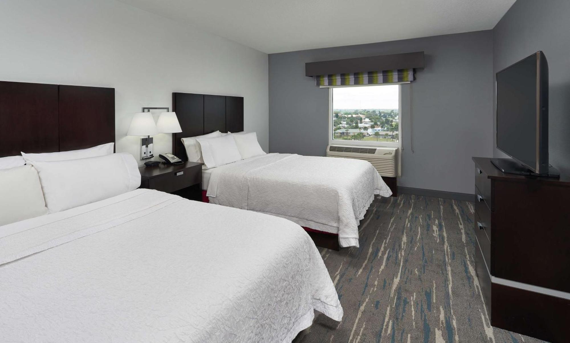 Queen Room City View