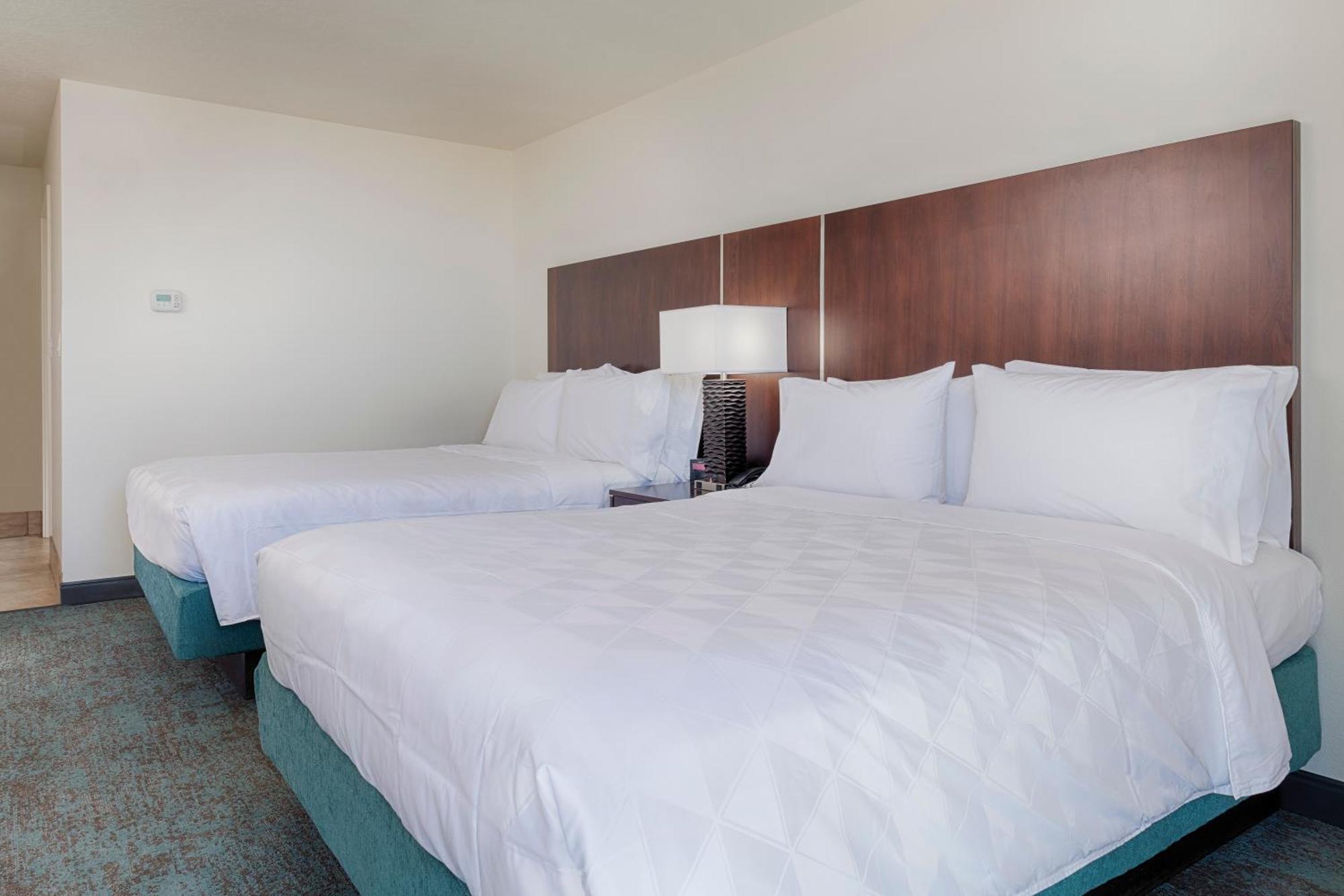 Standard Room Two Queen Beds