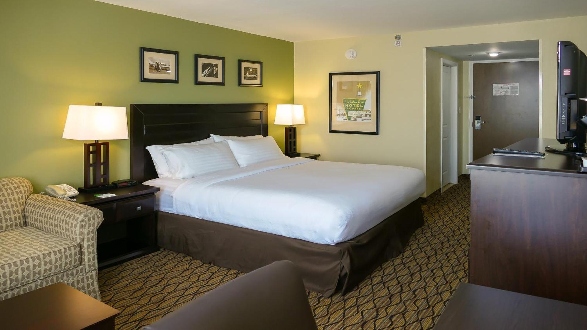 Standard King Room