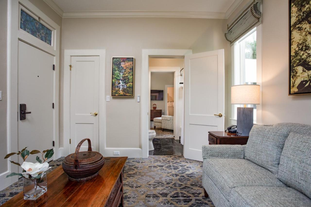 Two-Bedroom Suite