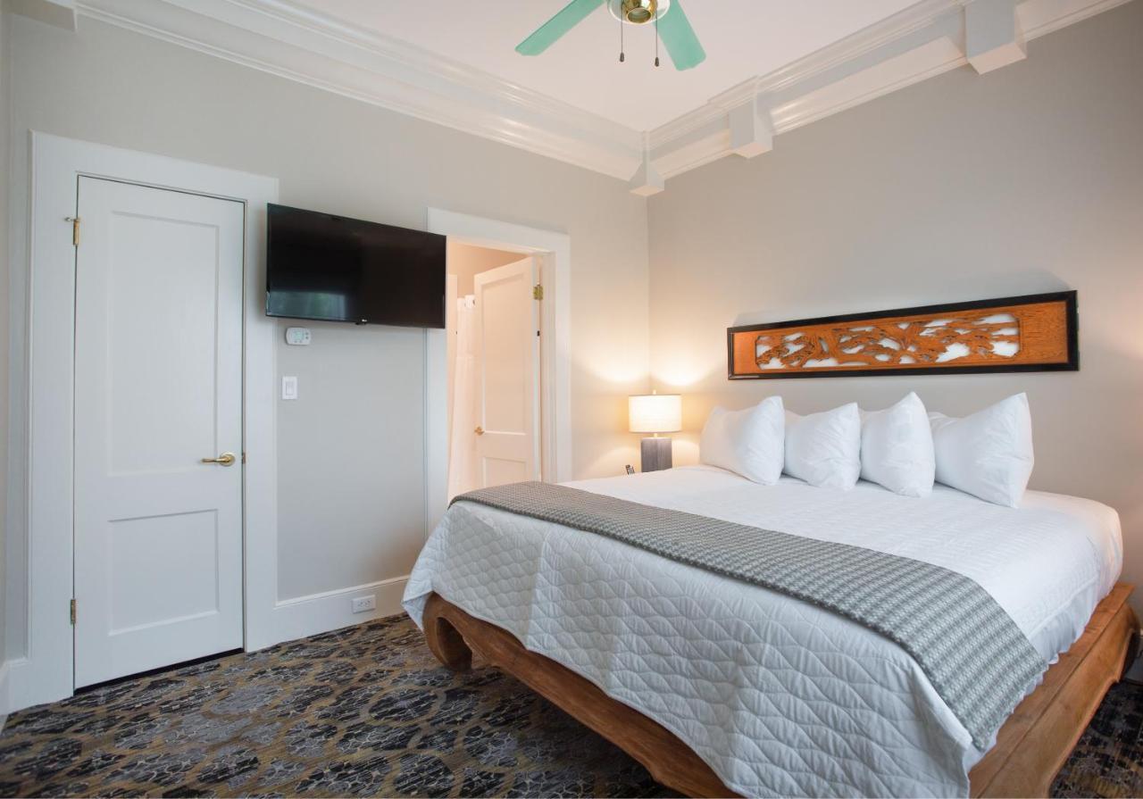 Two-Bedroom Suite
