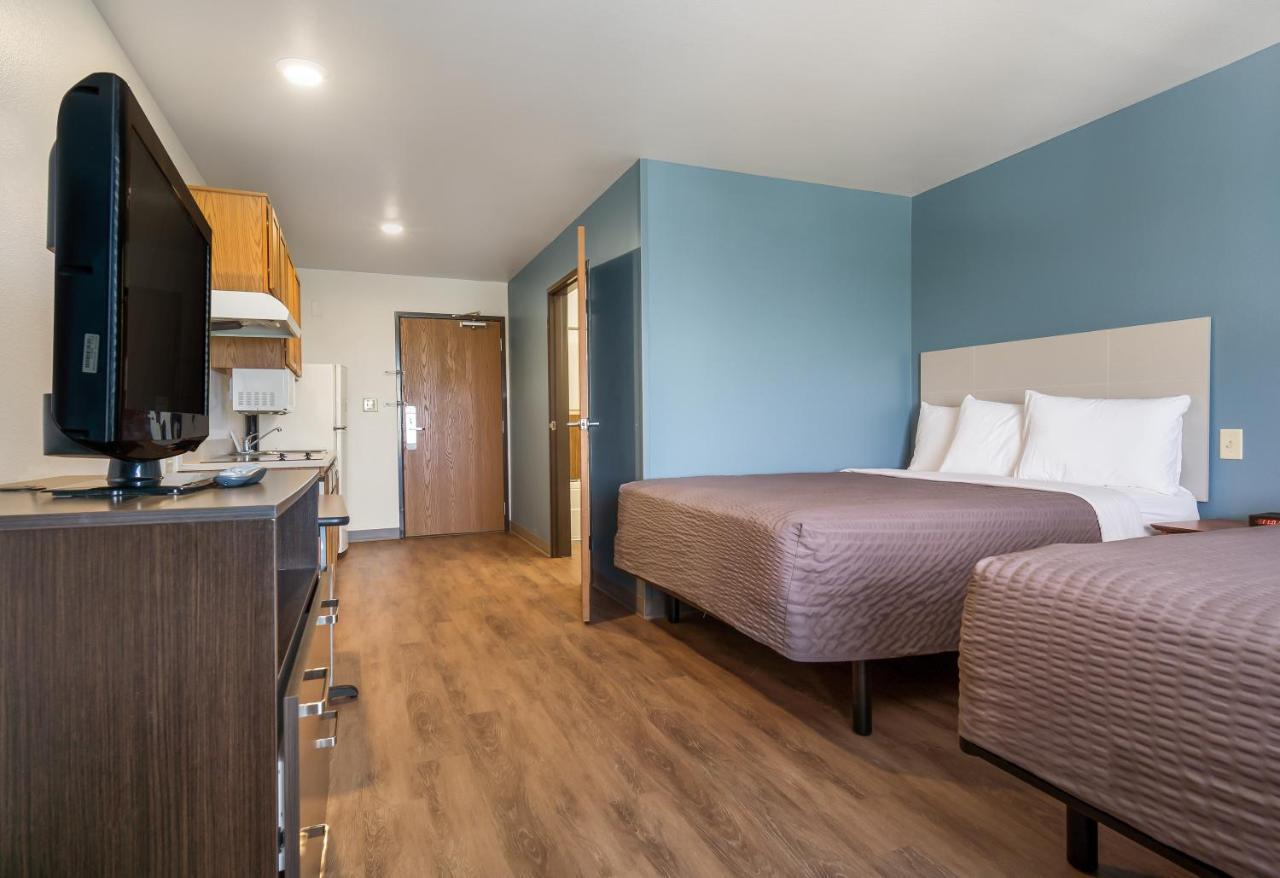 1 Full Bed 