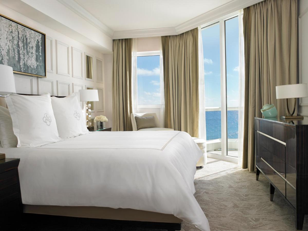 Deluxe One-Bedroom Suite Oceanfront