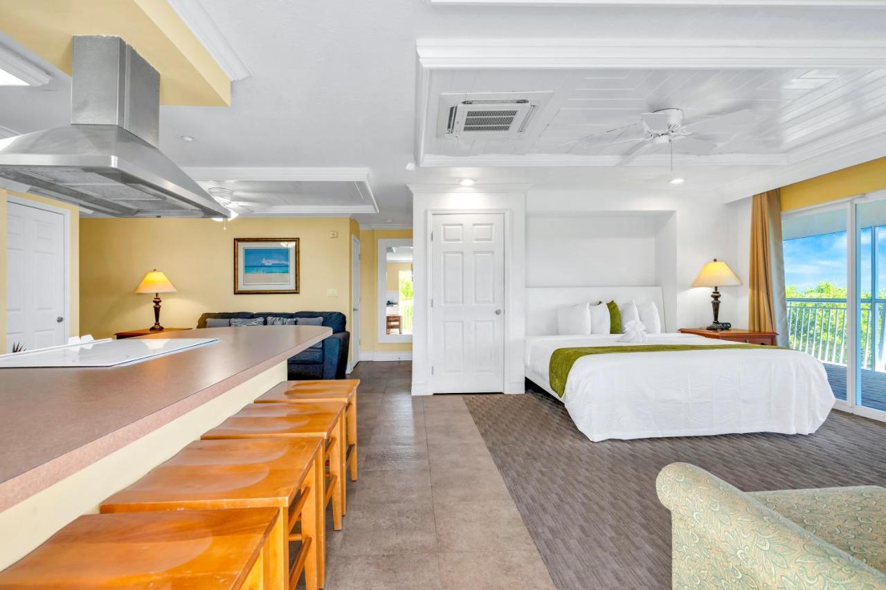 King Studio Suite Balcony Ocean View Non-Smoking