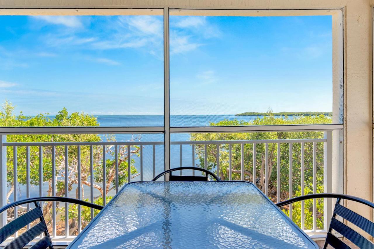 King Studio Suite Balcony Ocean View Non-Smoking