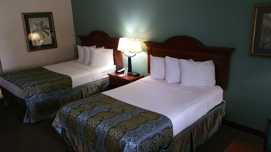Deluxe Double Room Two Double Beds Non-Smoking,174185568:JPEG