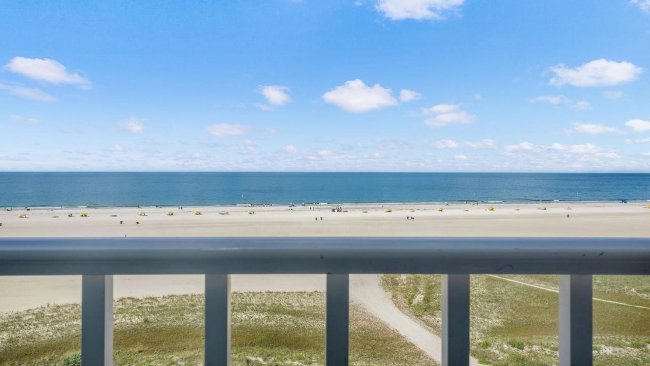 Beach Front Studio Balcony