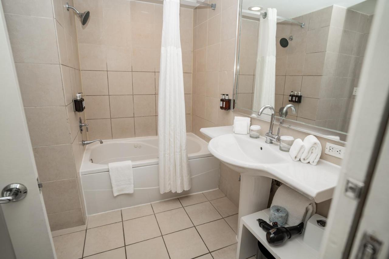 Sagamore Garden View Suite