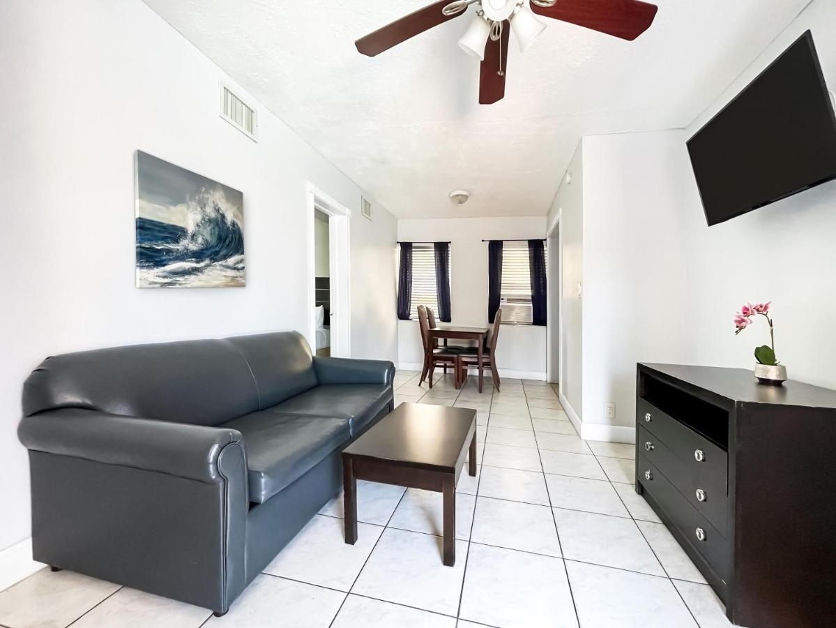 One-Bedroom Suite