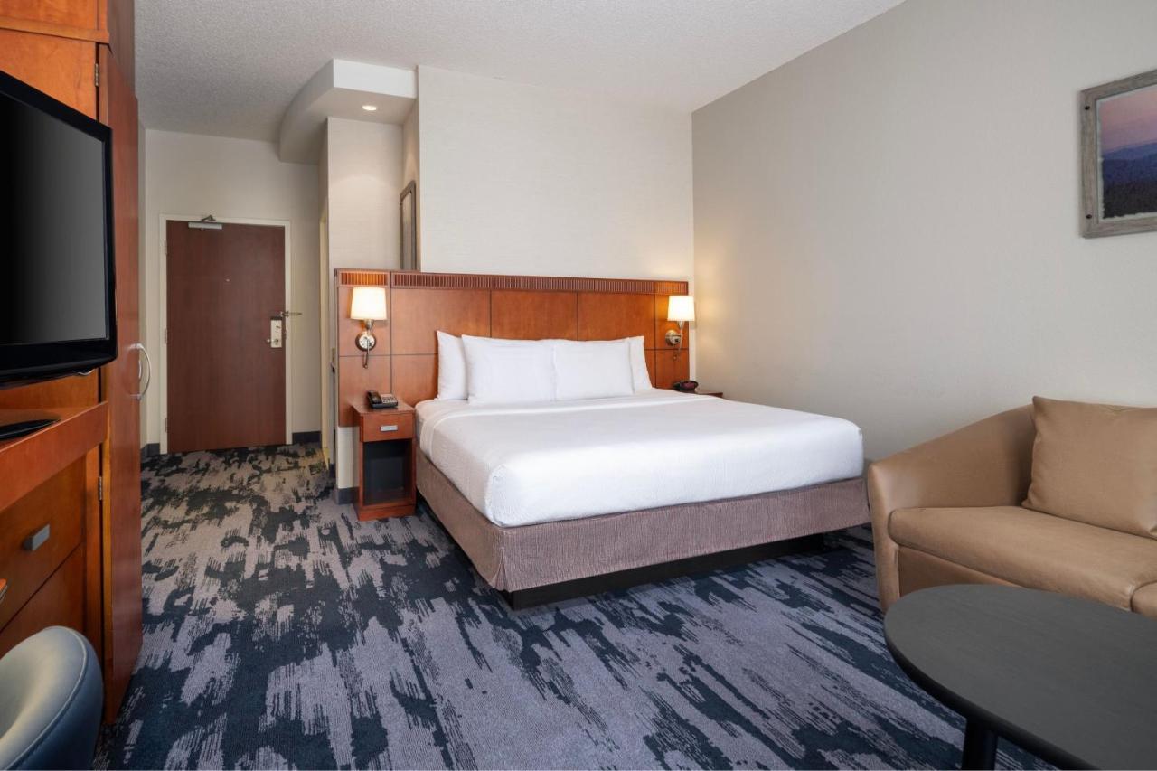Guest room, 1 King, Sofa bed,1376449181:JPEG