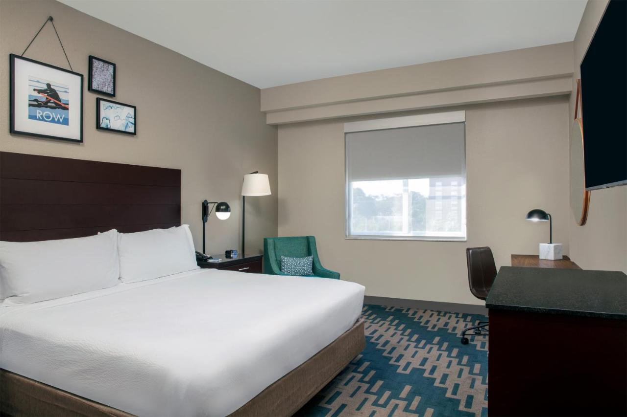 Traditional, Guest room, 1 King Bed,1392875324:JPEG
