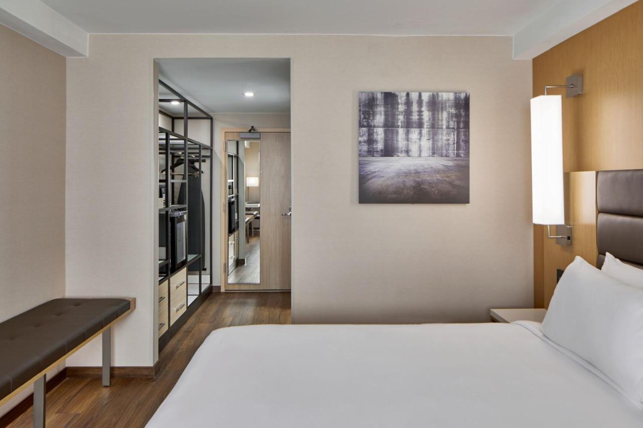 King Room with Sofa Bed
