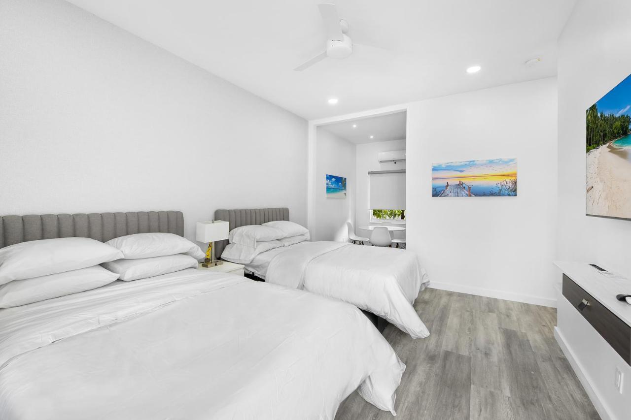 Studio with Two Double Beds,1584442509:JPEG