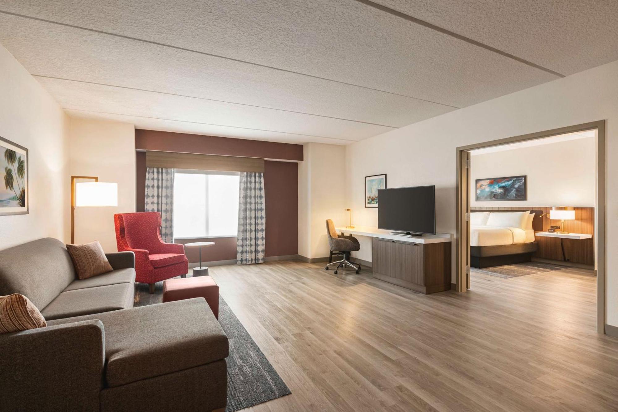 One-Bedroom King Suite