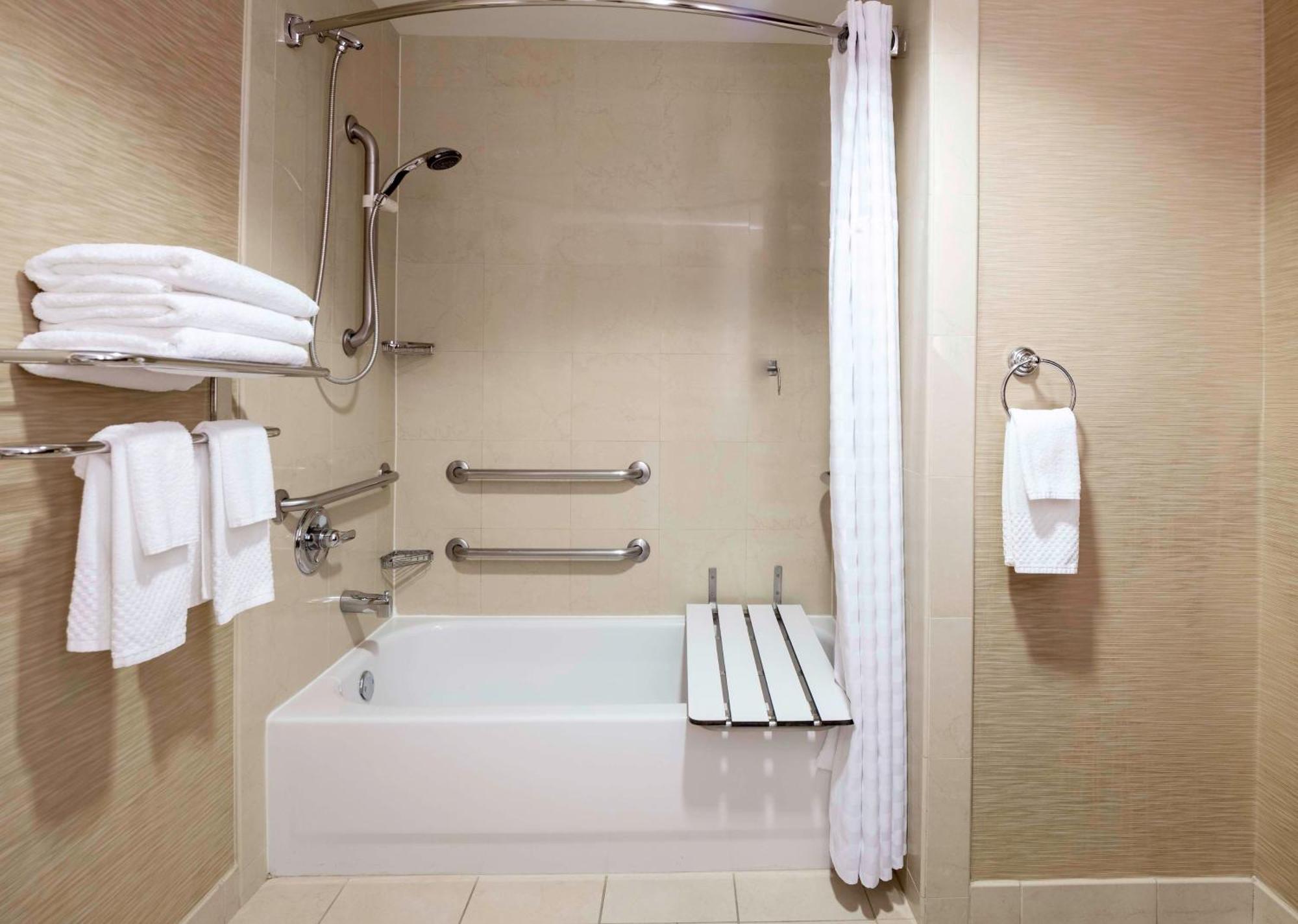Double Room Two Double Beds Tub Mobility or Hearing Accessible