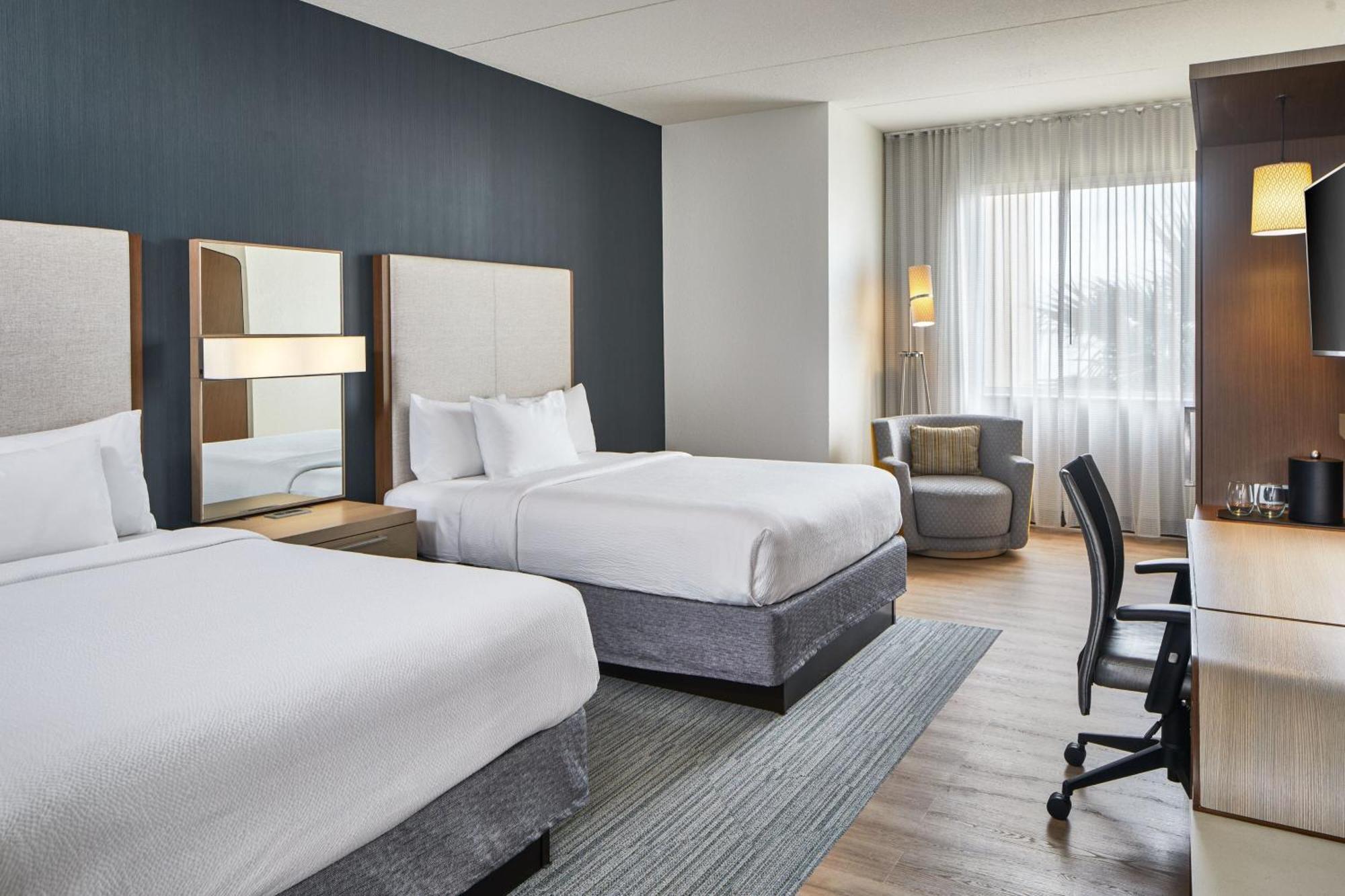 Queen Room with Two Queen Beds,1500222358:JPEG