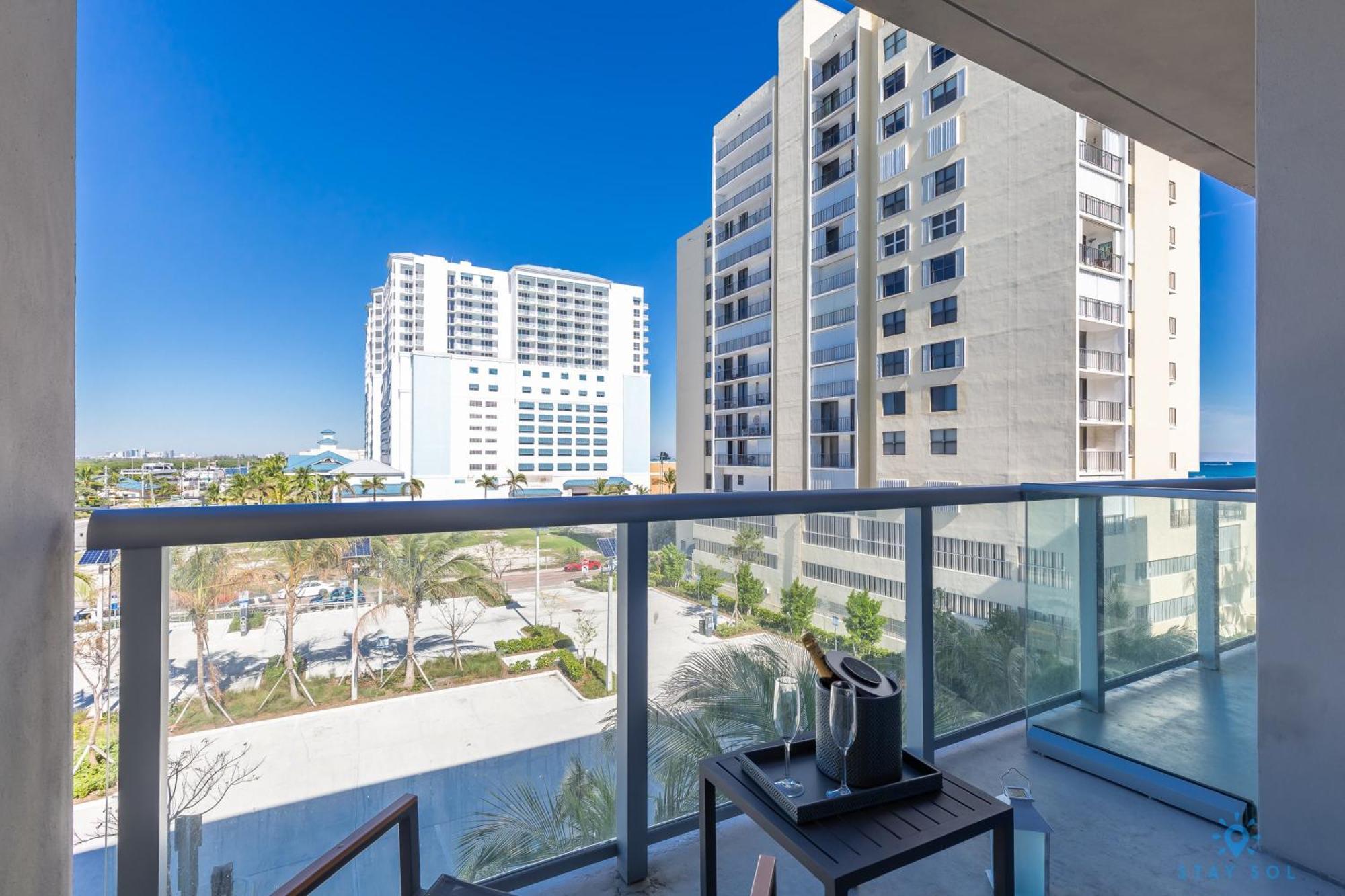 1 Bedroom Balcony