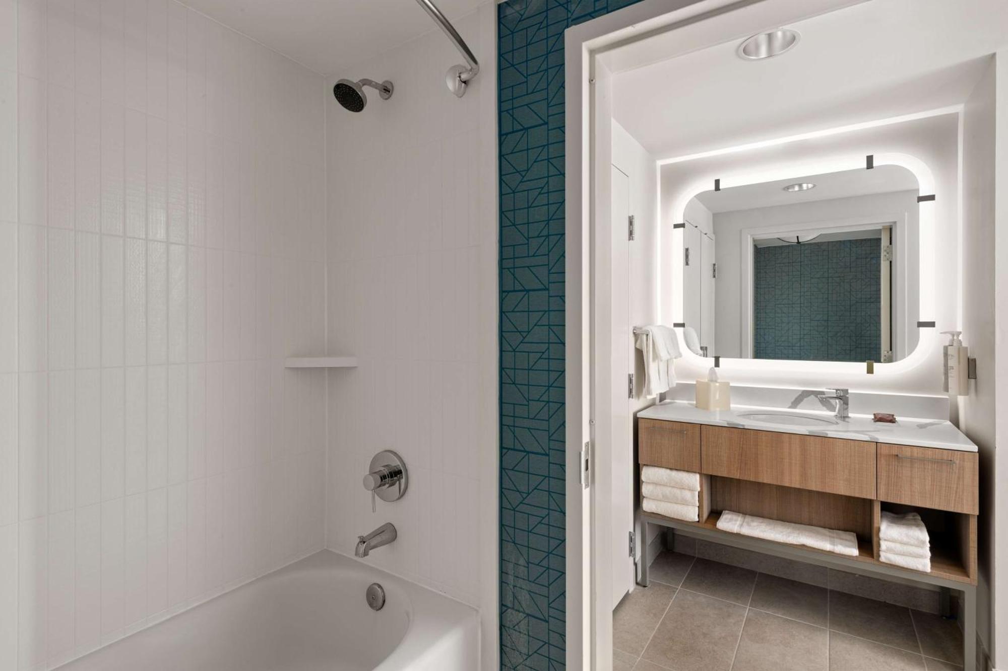King Suite Hearing Accessible