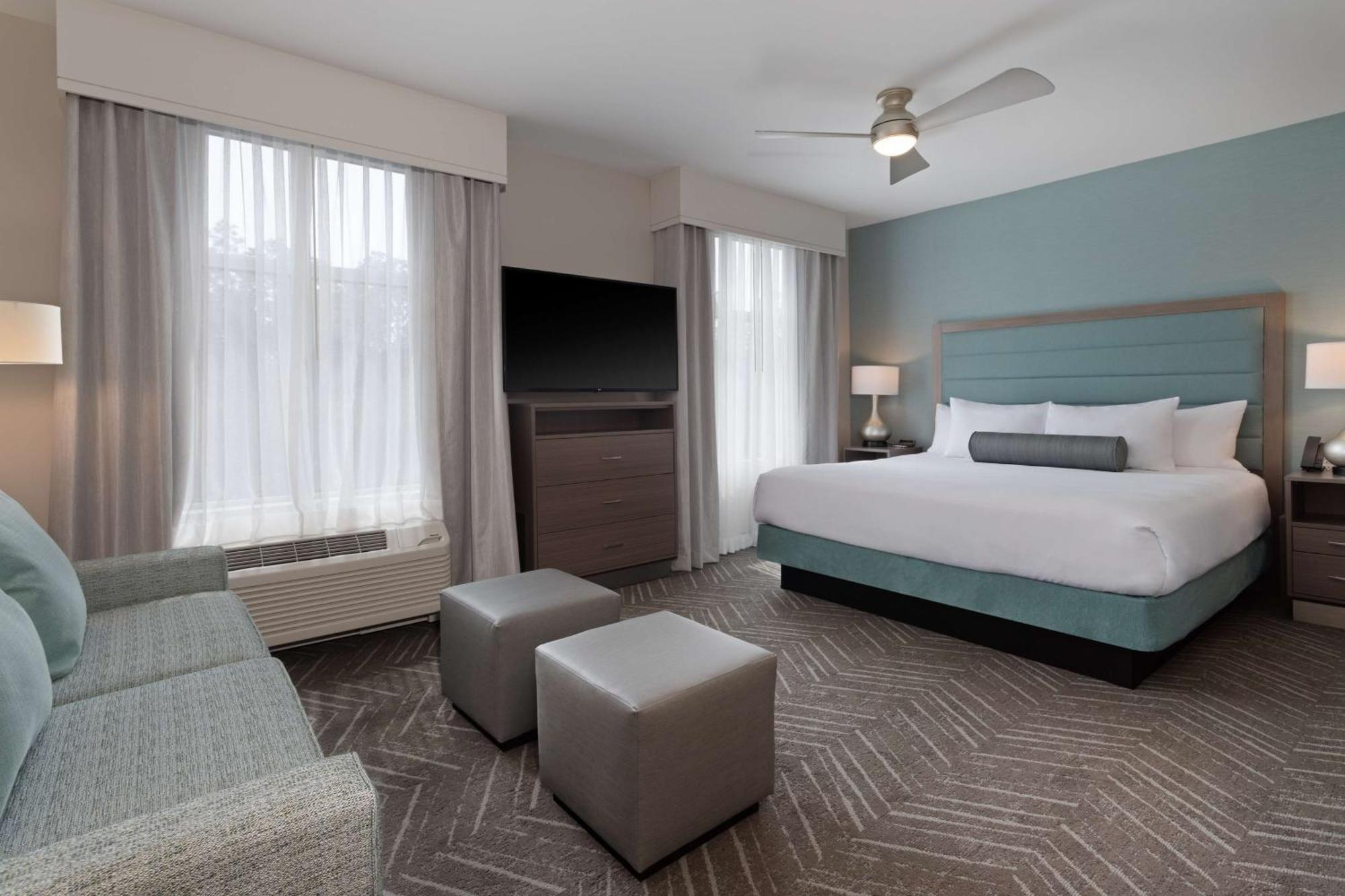King Studio Suite