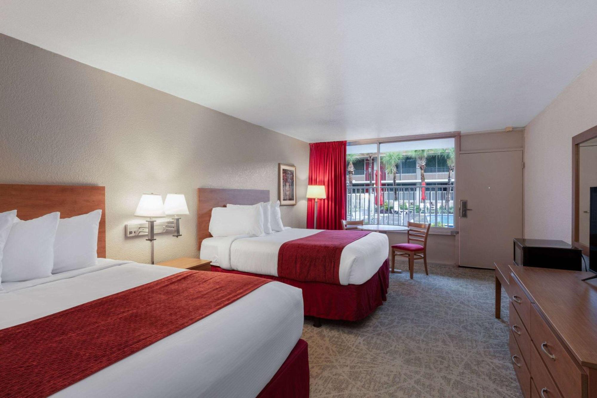 Superior 2 Queen Beds Poolview Inn Room