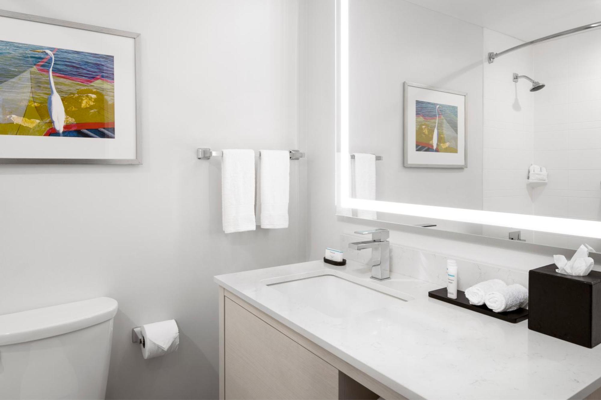 King Room with Bay/Sunset View - Non-Smoking