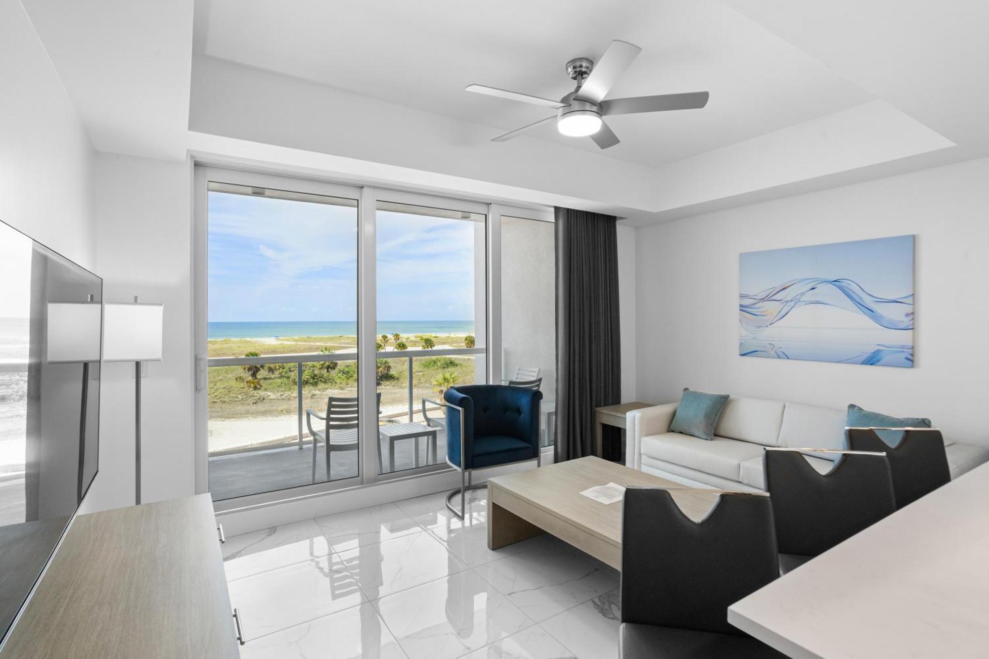 Deluxe Suite