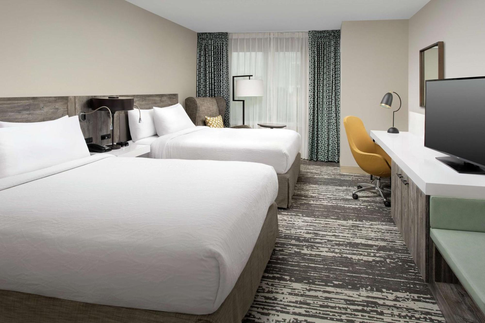 Queen Room Two Queen Beds