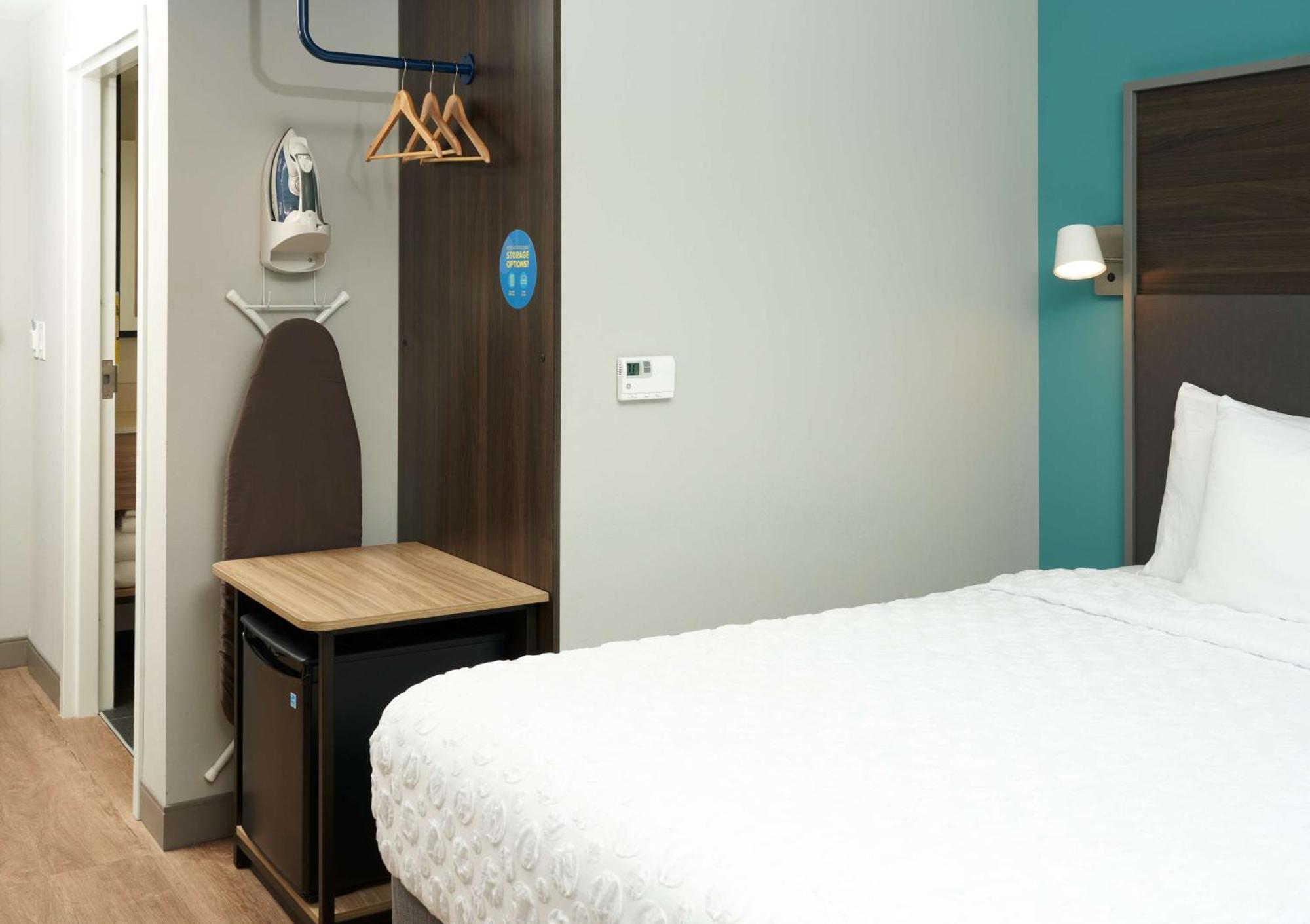 Queen Room Two Queen Beds