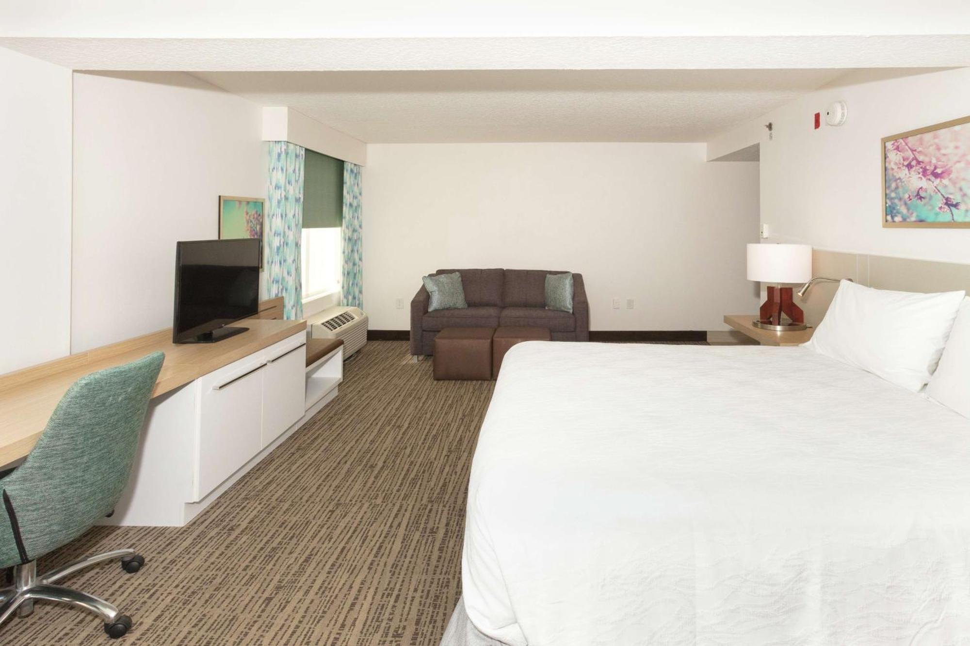 Deluxe Junior Suite