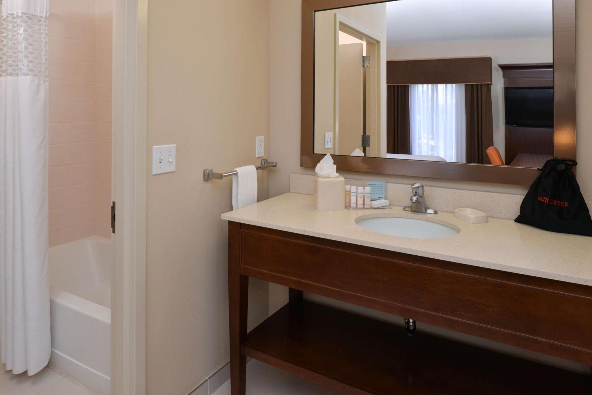 King Studio Suite - Non-Smoking,1551447685:JPEG