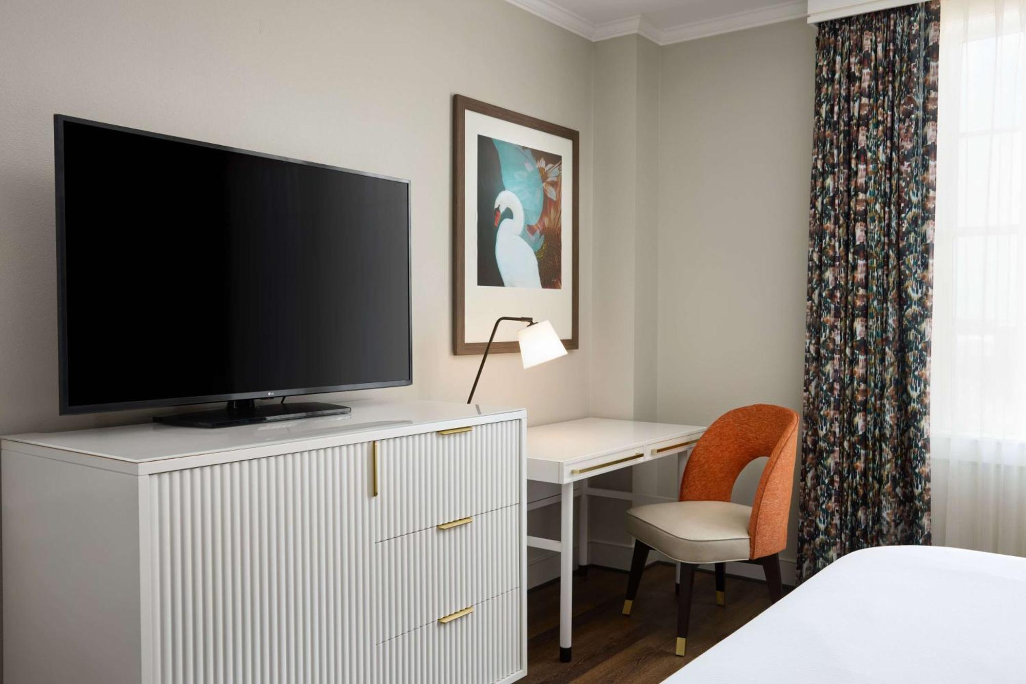 King Room,1551453343:JPEG