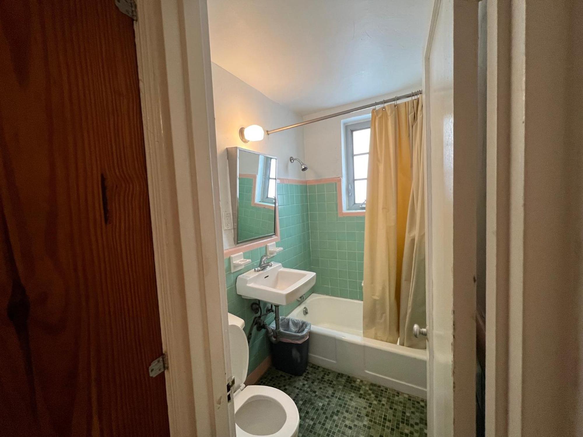 Suite 2