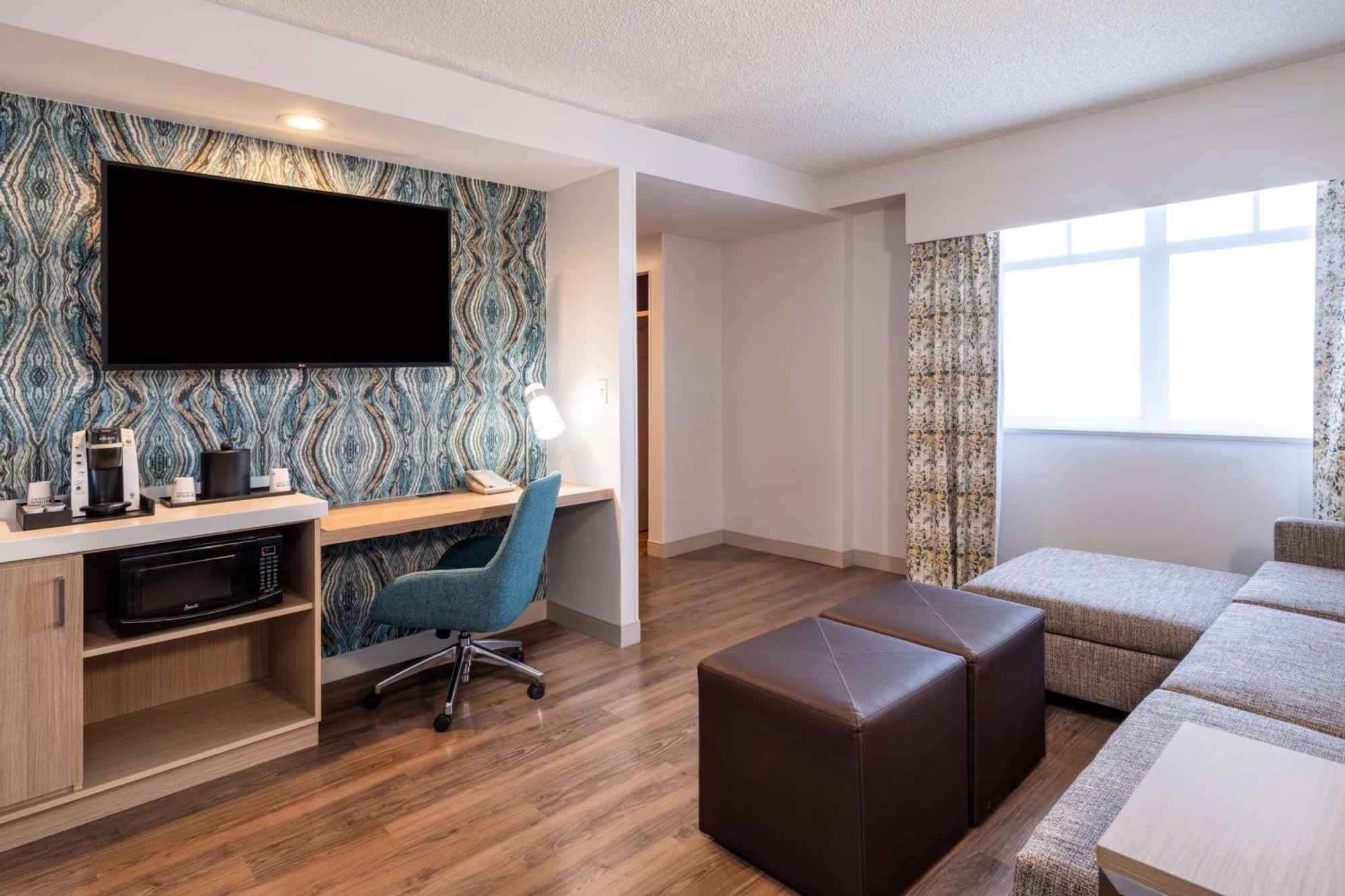 One-Bedroom King Suite