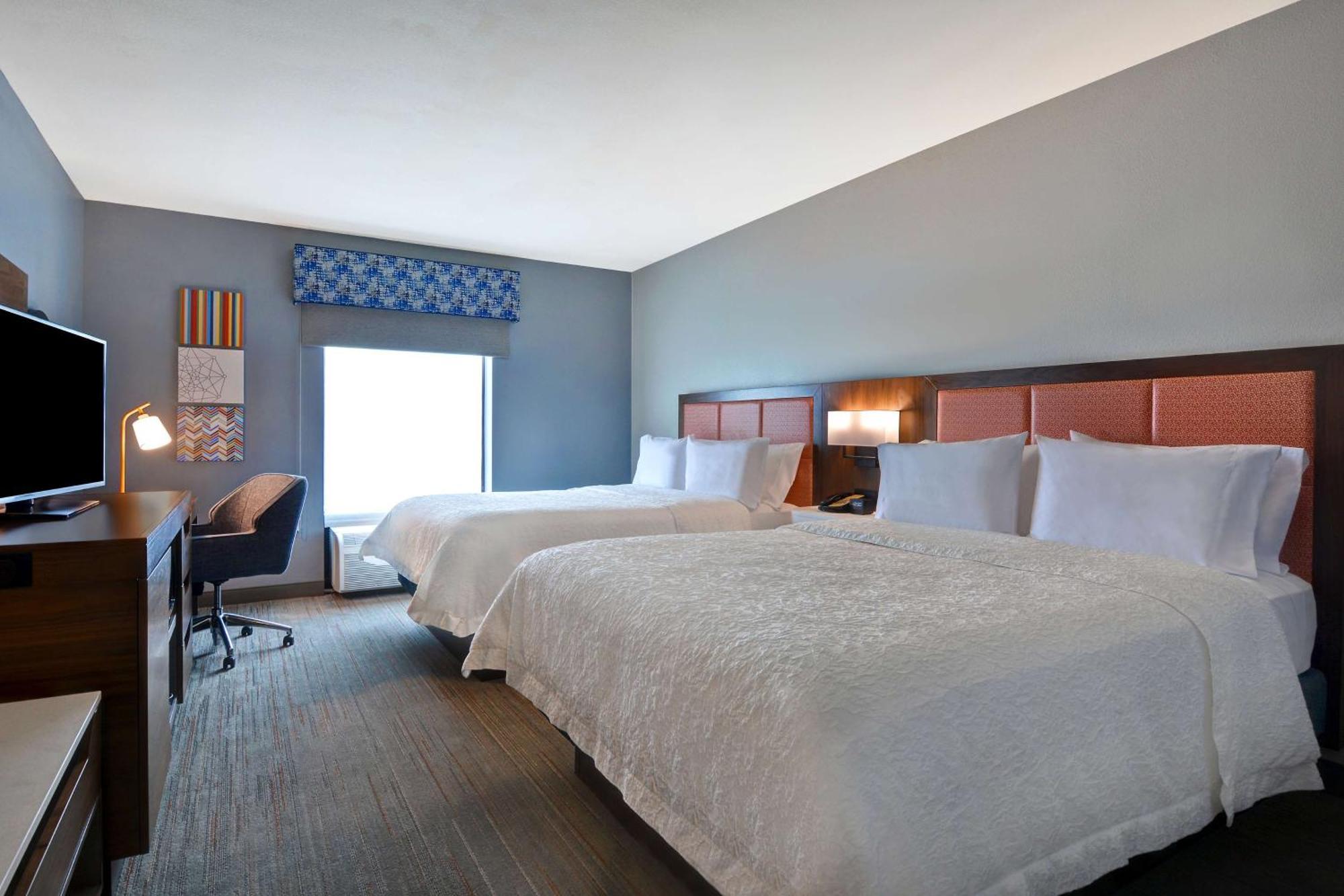 Queen Room Two Queen Beds Non-Smoking